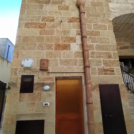 Le Rondini - Camera In Centro Storico בית הארחה *